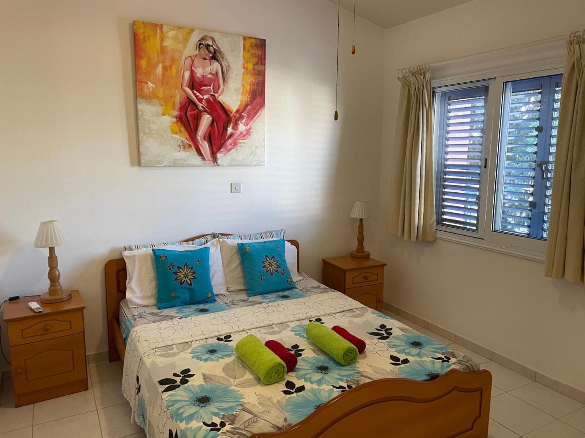 Paradise Gardens Prestige&Lovely Apartment Paphos Exterior foto
