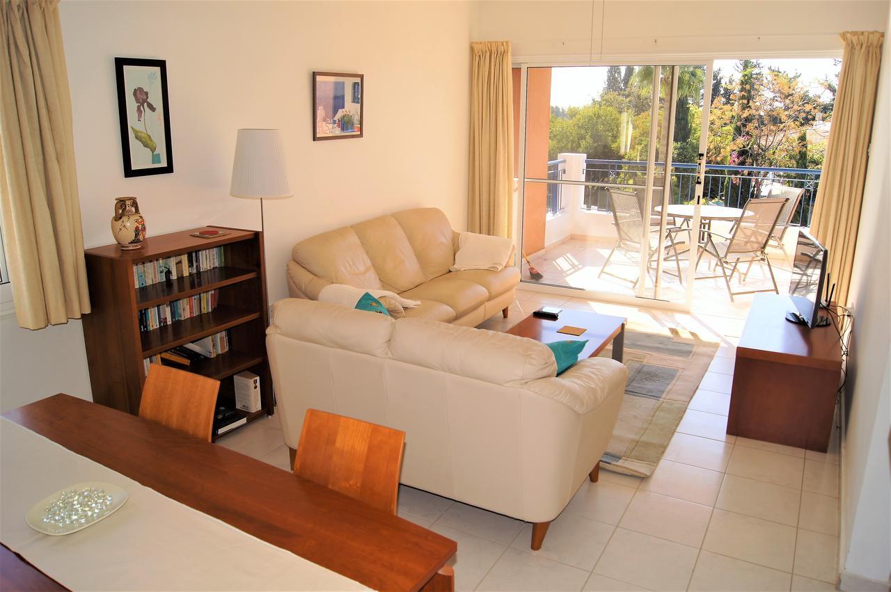 Paradise Gardens Prestige&Lovely Apartment Paphos Exterior foto
